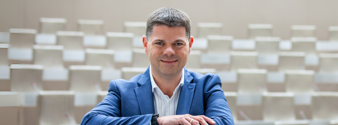 Poetshulp wordt onbetaalbaar door foute keuzes Vlaamse regering