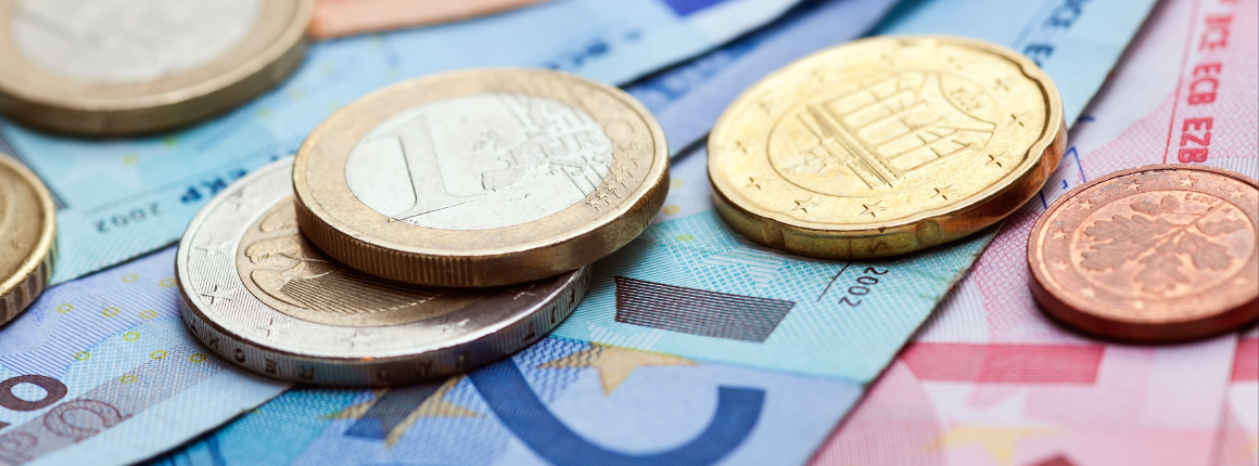 Deze regering lost problemen op door belastingen te verhogen